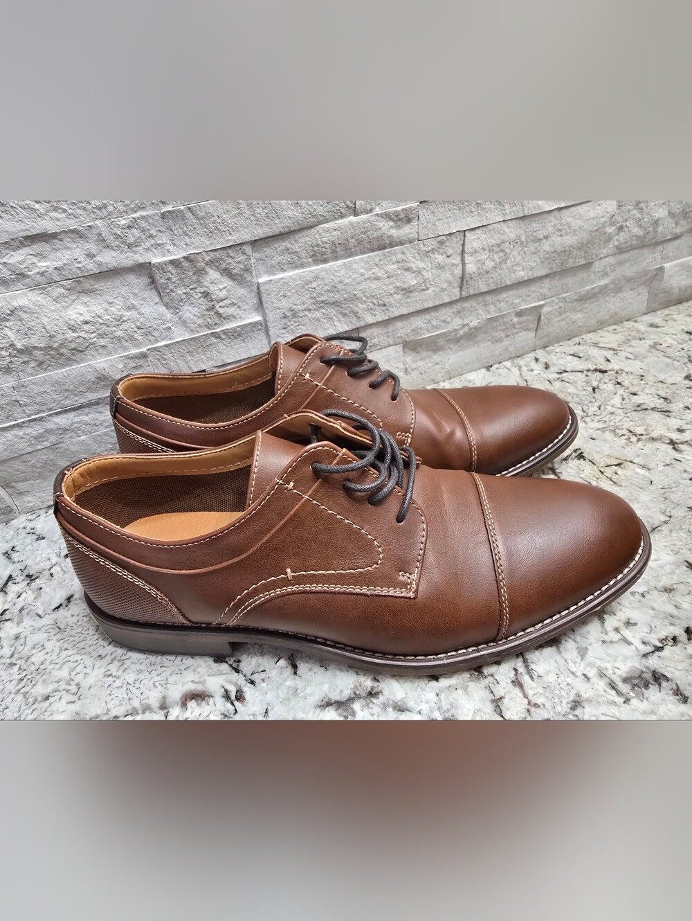 J. Ferrar Chatham Men’s Size 10M Oxford Cap Toe Brown Faux Leather Dress Shoes